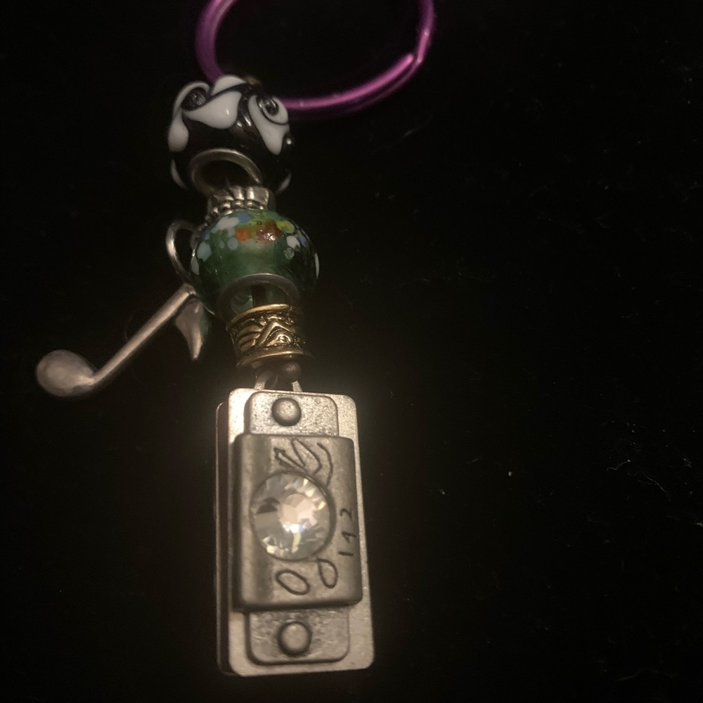 Keychain !!! - Picture 2 of 3